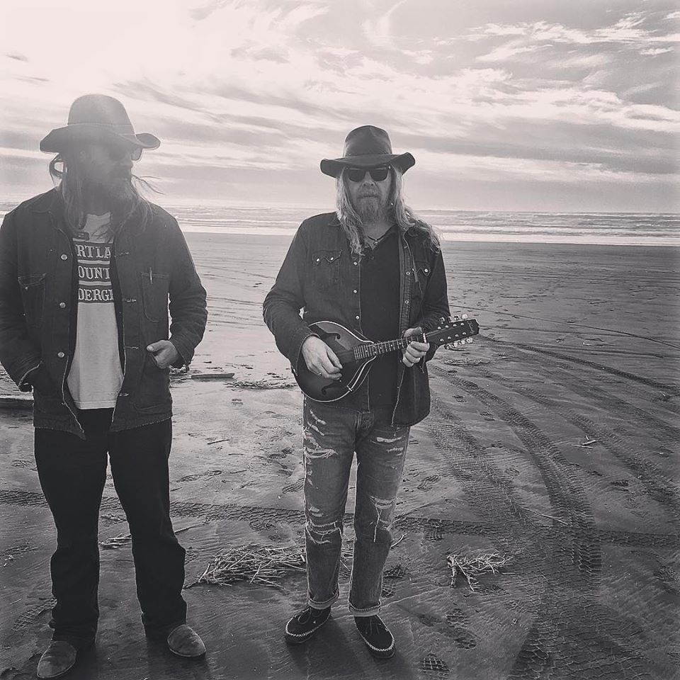 band Wanderlodge on beach